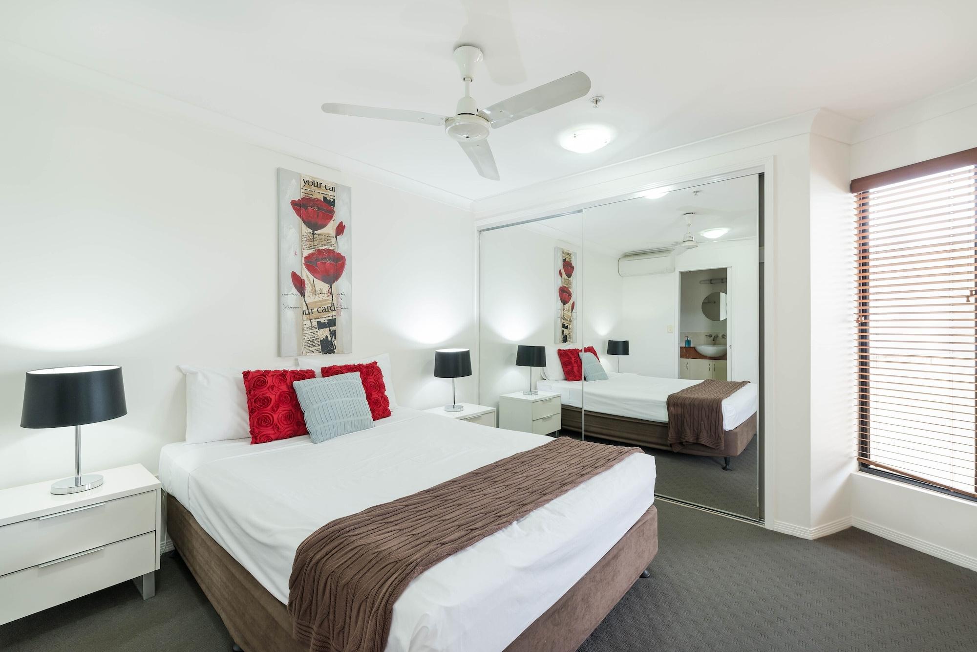 Jack And Newell Holiday Apartments Cairns Exterior photo