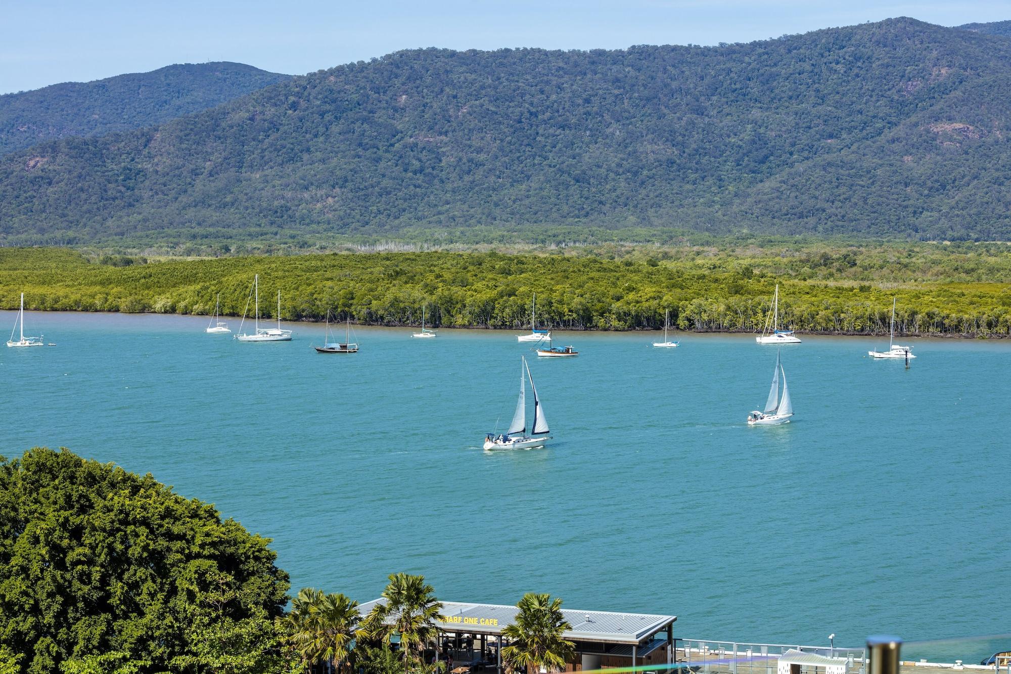 Jack And Newell Holiday Apartments Cairns Exterior photo
