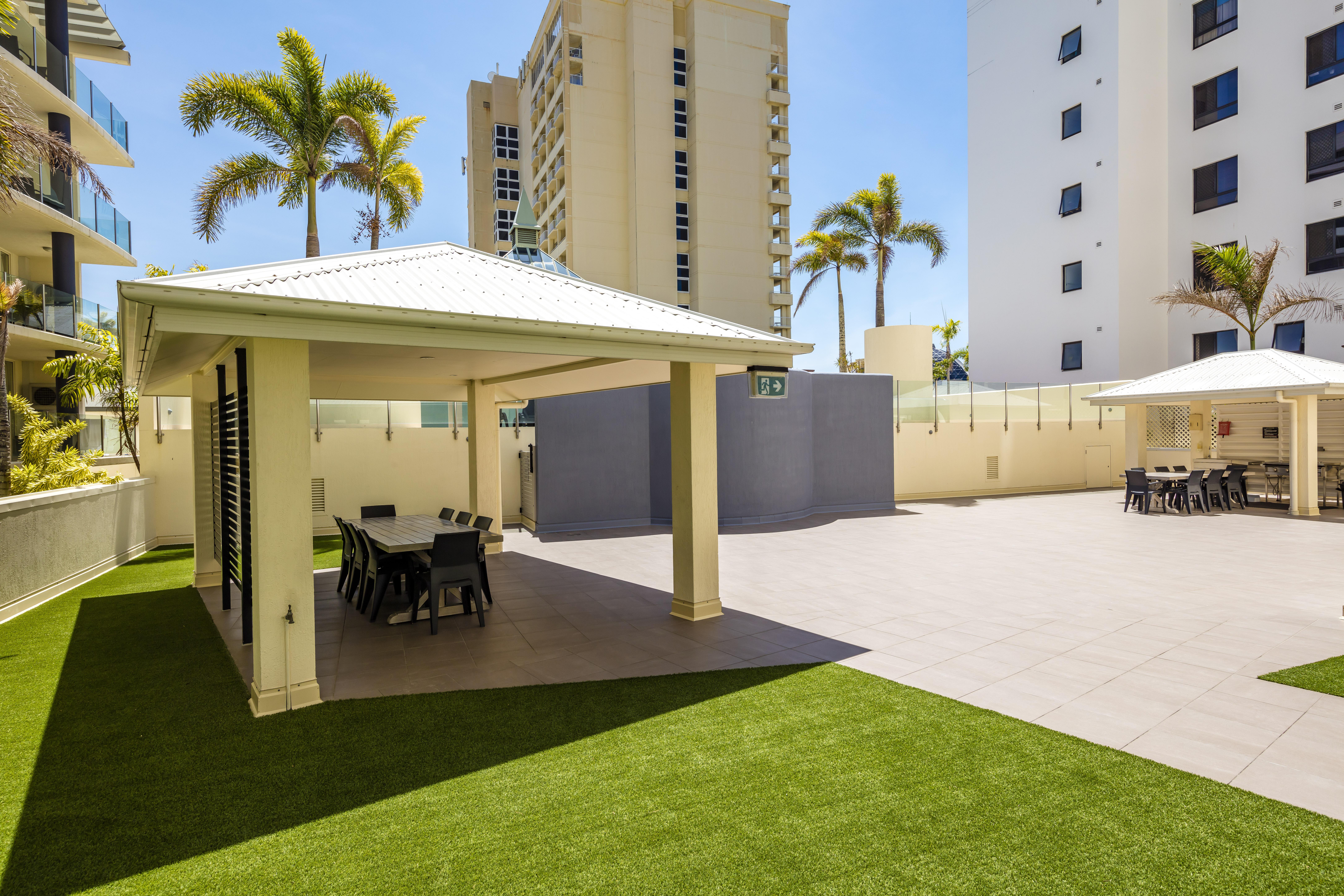 Jack And Newell Holiday Apartments Cairns Exterior photo